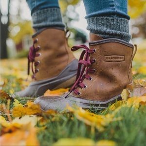 Women’s Lacrosse Aero Timber Top Boot size 9